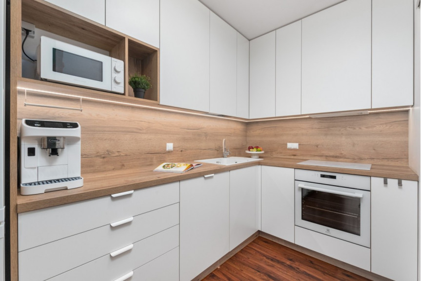 Warszawa, Wola, Radziwie, Wola Tower | 2 POK z aneksem | balkon | 52m2