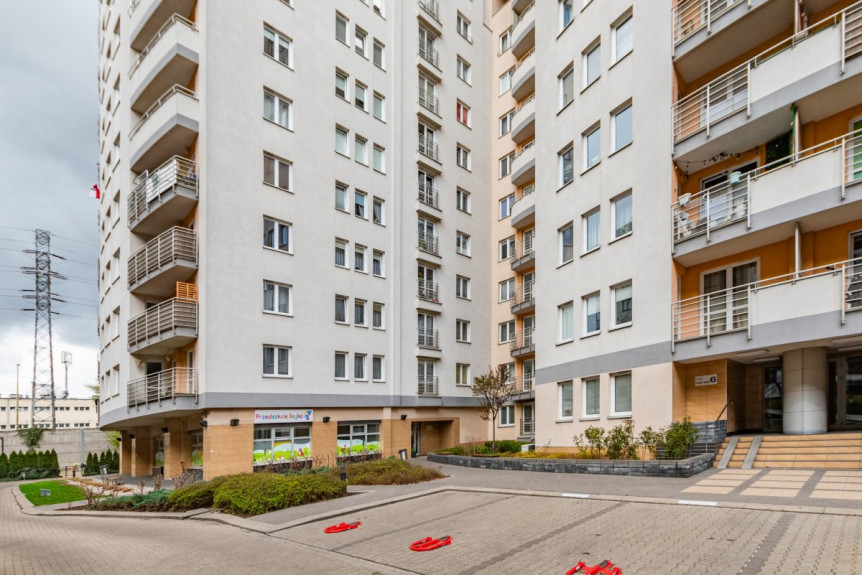 Warszawa, Wola, Radziwie, Wola Tower | 2 POK z aneksem | balkon | 52m2