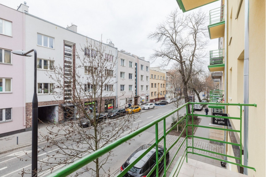 Warszawa, Praga-Południe, Zwycięzców, 3 pokoje w kamienicy na Saskiej Kępie