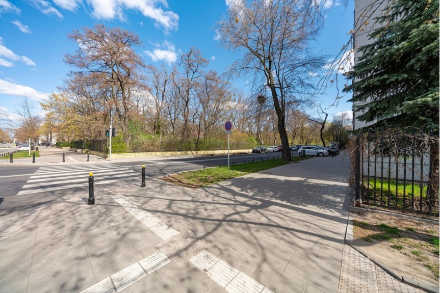 Warszawa, Mokotów Stary Mokotów, Antoniego Edwarda Odyńca, Kamienica | wys.3m | po remoncie | park | metro