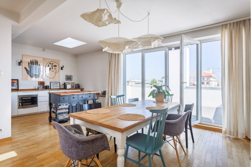 Warszawa, Wilanów Niski, Rumiana, Dwupoziomowy apartament | Z prywatną windą