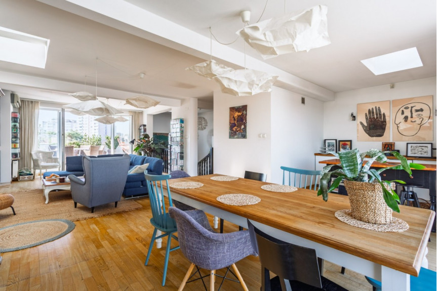 Warszawa, Wilanów Niski, Rumiana, Dwupoziomowy apartament | Z prywatną windą