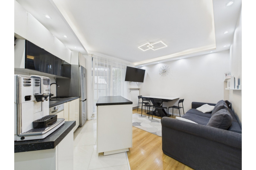Warszawa, Targówek, Montwiłłowska, 3 pokoje | ogródek 37 m² | Wilno, Targówek