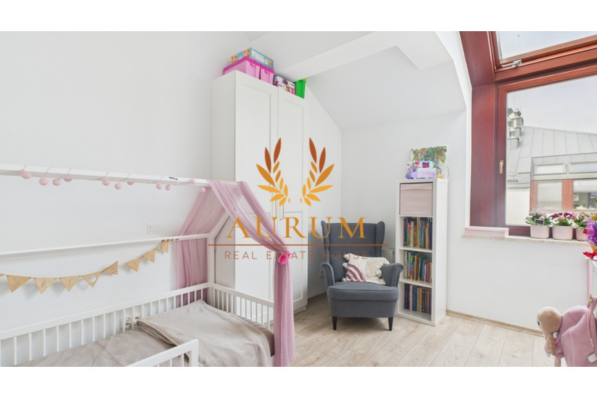 Pruszkowski, Pruszk&oacute;w, Działkowa, 92 m2 z 4 pokojami i z antresolą