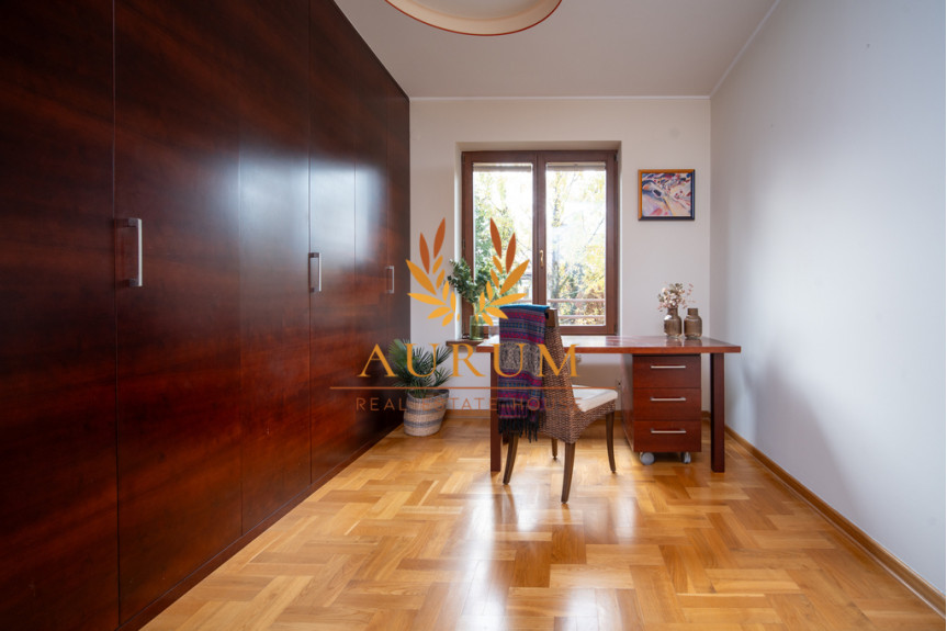 Warszawa, Ursynów, Perlicza, Piękny i przestronny dom na Ursynowie