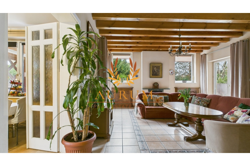 Warszawski Zachodni, Ożar&oacute;w Mazowiecki, Szkolna, Urokliwy dom w sercu Ożarowa Mazowieckiego