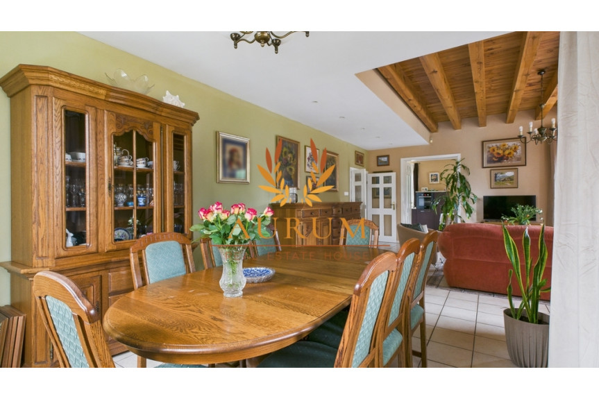 Warszawski Zachodni, Ożar&oacute;w Mazowiecki, Szkolna, Urokliwy dom w sercu Ożarowa Mazowieckiego