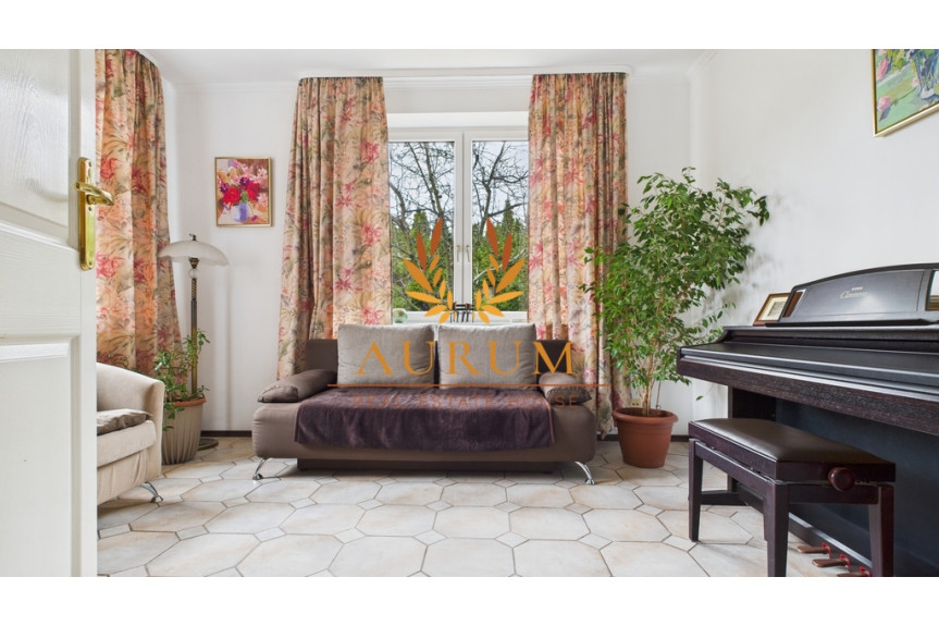 Warszawski Zachodni, Ożar&oacute;w Mazowiecki, Szkolna, Urokliwy dom w sercu Ożarowa Mazowieckiego