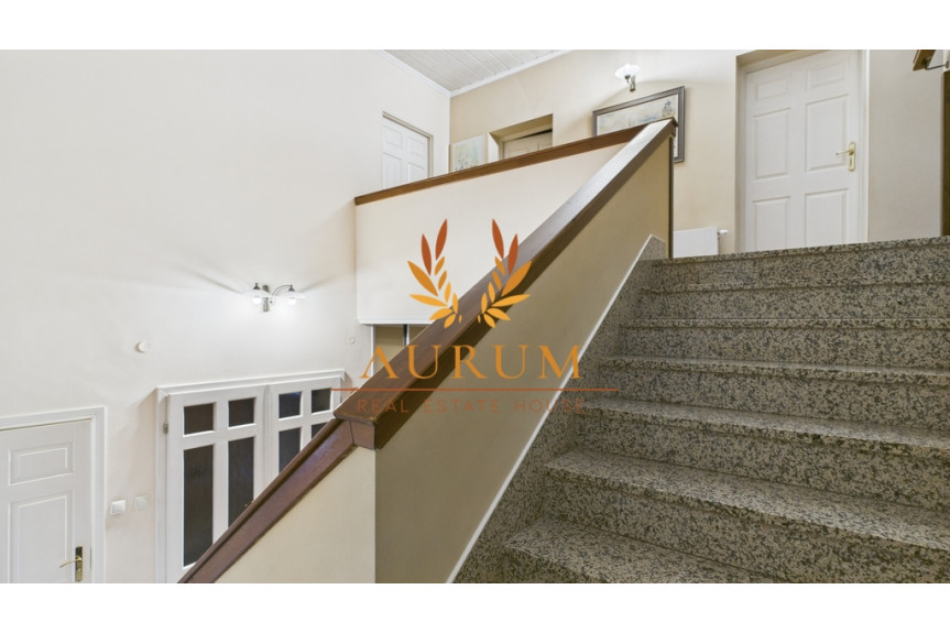 Warszawski Zachodni, Ożar&oacute;w Mazowiecki, Szkolna, Urokliwy dom w sercu Ożarowa Mazowieckiego