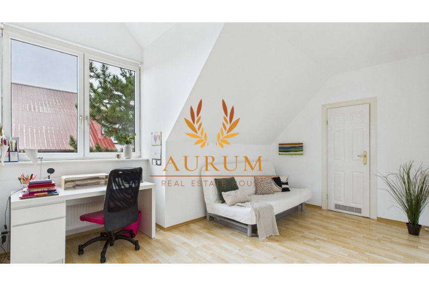 Warszawski Zachodni, Ożar&oacute;w Mazowiecki, Szkolna, Urokliwy dom w sercu Ożarowa Mazowieckiego