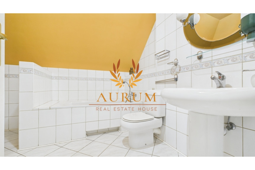 Warszawski Zachodni, Ożar&oacute;w Mazowiecki, Szkolna, Urokliwy dom w sercu Ożarowa Mazowieckiego