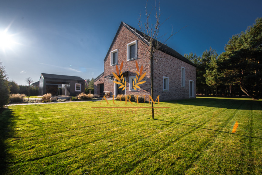 Legionowski, Jabłonna, Trzciany, Leśnej Polany, Piękny dom w stylu angielskim