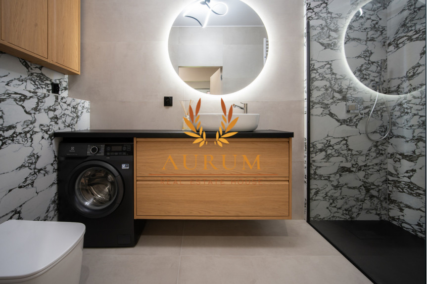 ł&oacute;dzkie, Ł&oacute;dź, W&oacute;lczańska, 50 m2 - 2 pokojowe mieszkanie na wynajem