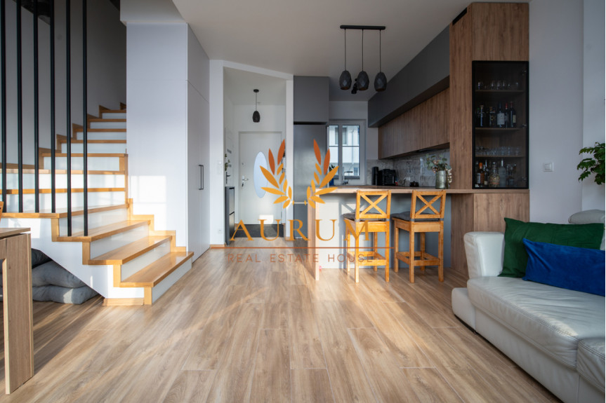 Piaseczyński, Lesznowola, Zgorzała, Słowika, Piękny dom w zabudowie szeregowej