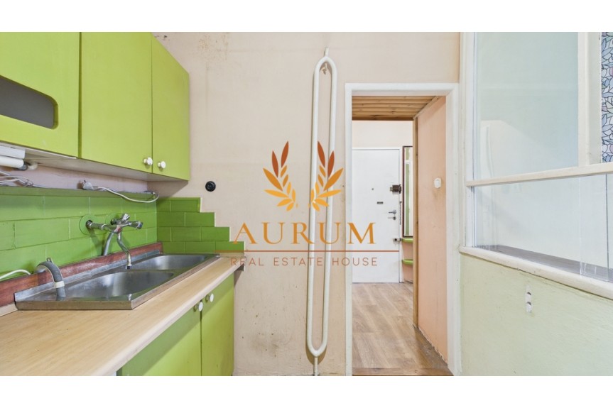 Warszawa, Walerego Sławka, Ciekawa kawalerka do własnej aranżacji