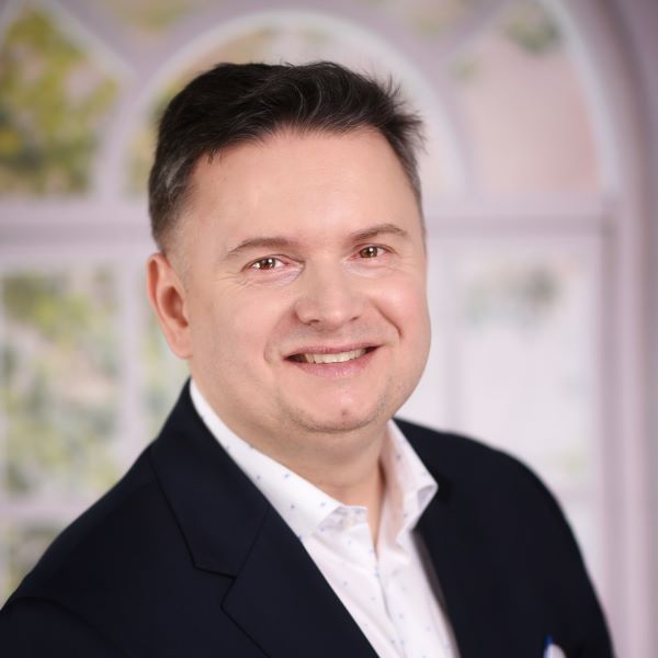 Olgierd Szumski Ekspert Ds. Nieruchomości Numer Licencji: 25849 Aurum Reh Sp.zo.o